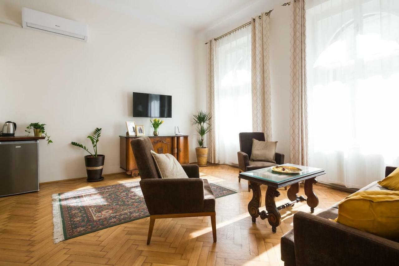 Belle Epoque I, Luxury 50m To Main Square *