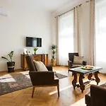 Belle Epoque I, Luxury Suite 50M To Main Square
